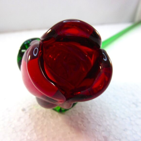 Hand Blown Long Stem Red Rose Bud Glass Flower - Picture 5 of 14